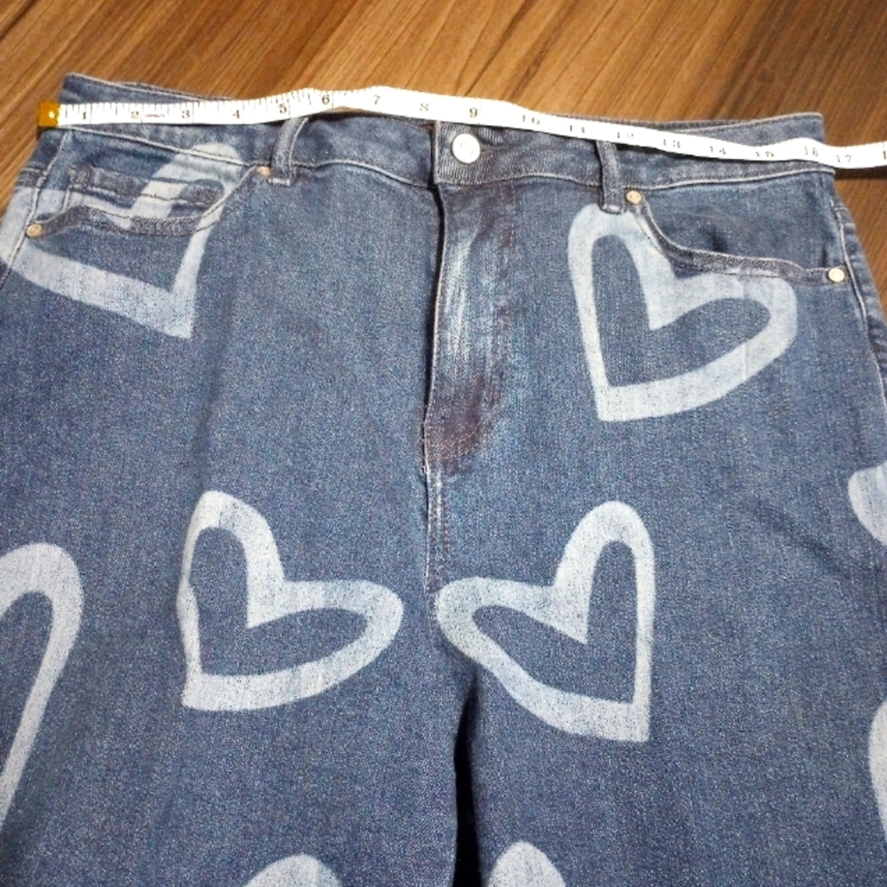 Versona Stretch Jeans - Picture 6 of 8